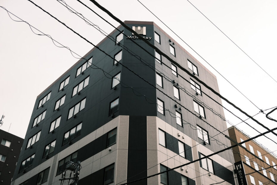 MONDAY APART PREMIUM GINZA SHINTOMICHO